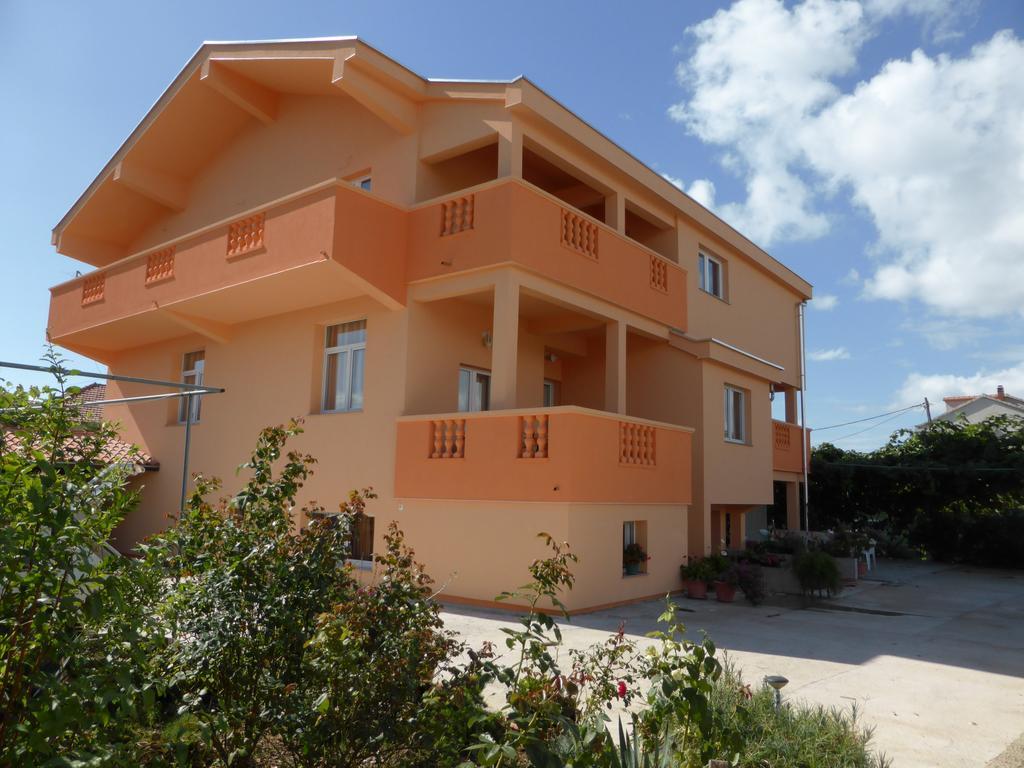 Apartments Angelina Sukosan Ngoại thất bức ảnh