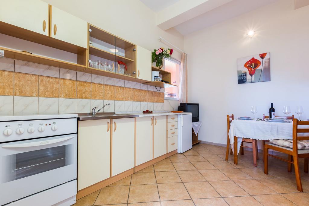Apartments Angelina Sukosan Ngoại thất bức ảnh
