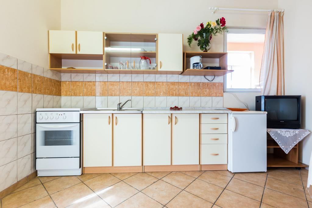 Apartments Angelina Sukosan Ngoại thất bức ảnh